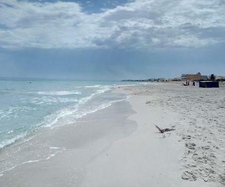 Mnakaa Beach Appartement Rdc Salakta Ngoại thất bức ảnh